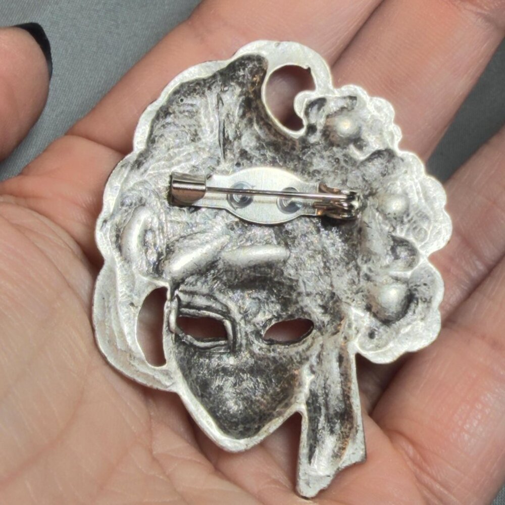 Venetian Mask Brooch Enamel Rhinestone Mardi Gras Carnival Pin Vintage 2.5 inche - Picture 6 of 6